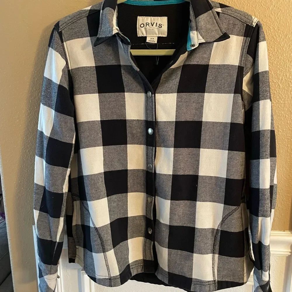 Orvis Women’s Black and White Checkered Snap Jacket M